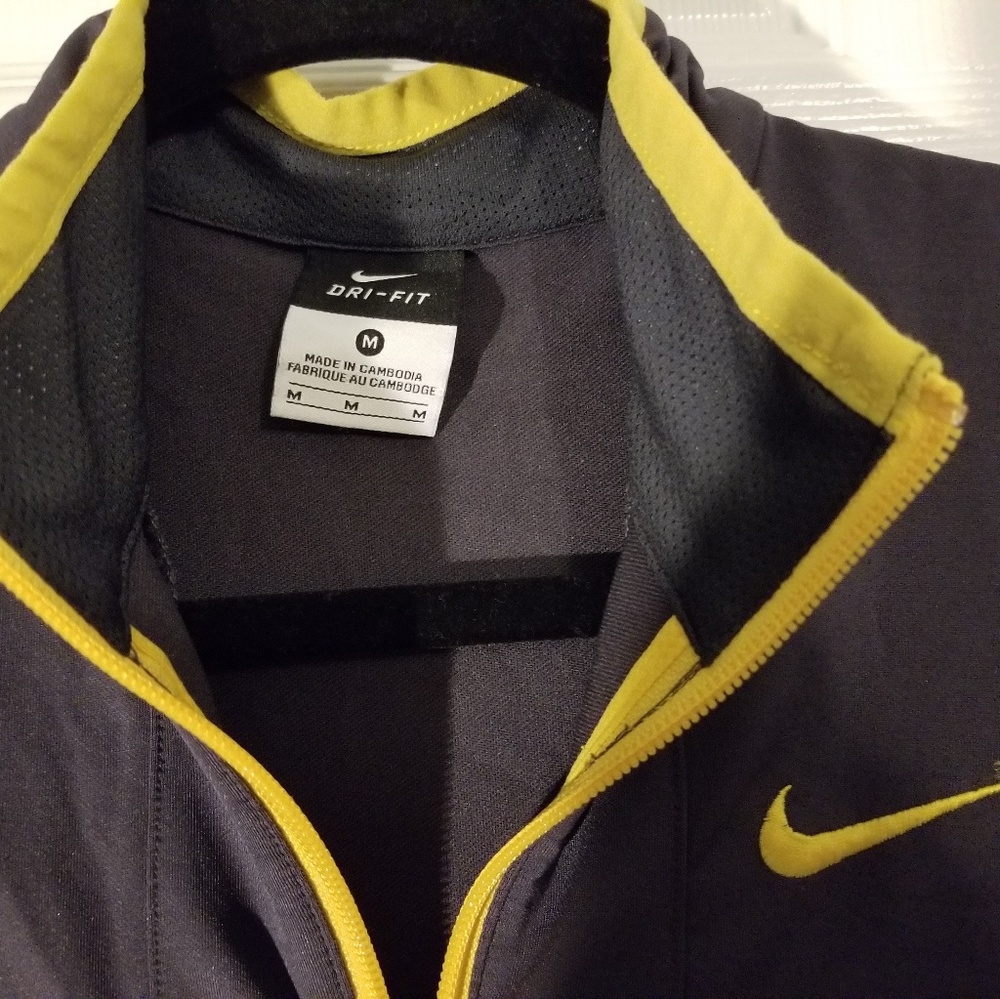 MD Nike light jacket - Picture 3 of 3